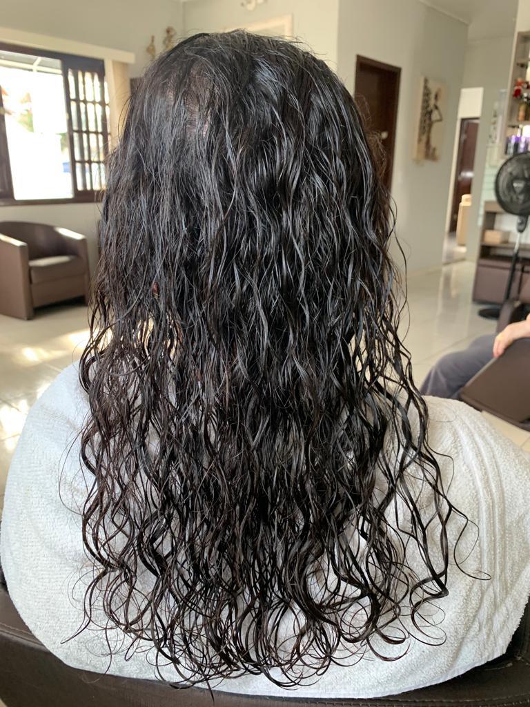 Mega Hair Curitiba - Studio Cantinho Mega Hair - Antes e depois desse loiro  lindo, preenchimento de ponta e comprimento, método invisível sem danos ao  cabelo natural #megahair #megahaircuritiba #salaocuritiba #loiros #lindos #